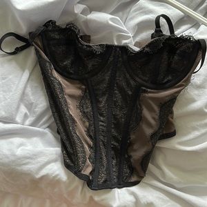urban outfitters corset